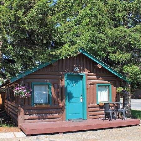 Motel Moose Creek Cabins à West Yellowstone Extérieur photo